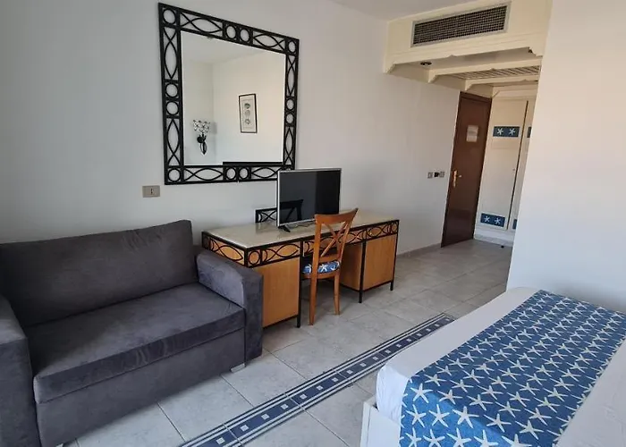 Apartment At Domina Coral Bay Aquamarine , E Casino' *