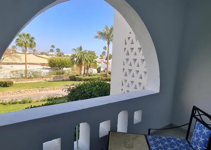 At Domina Coral Bay Aquamarine , E Casino' Sharm El-Sheikh